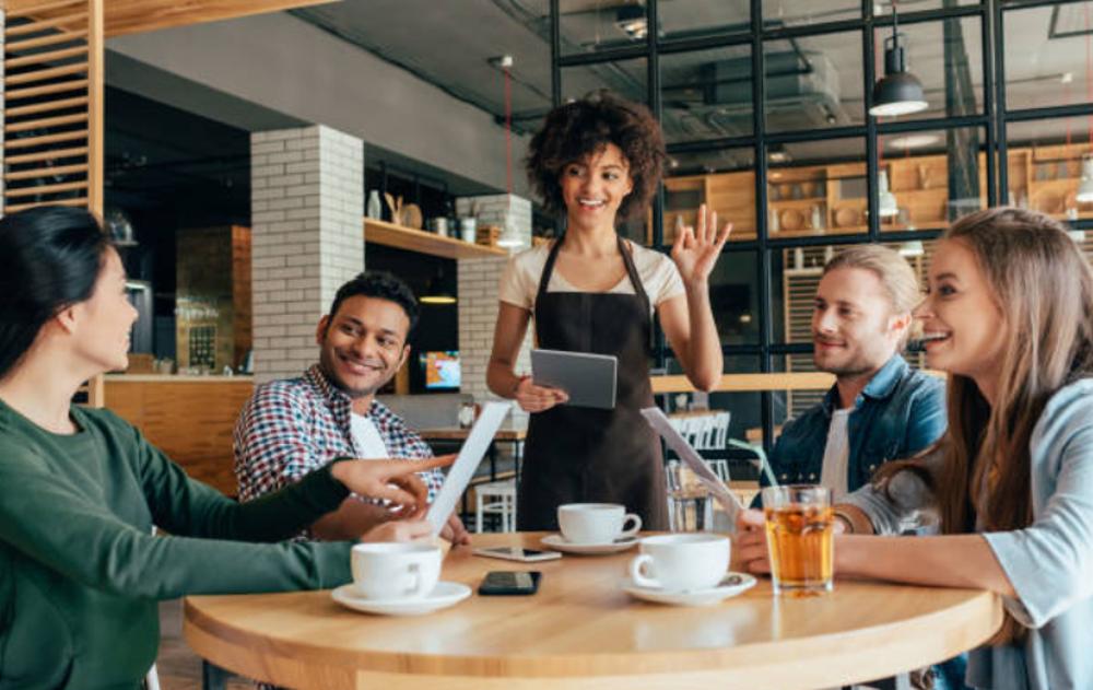 ¿Cómo tener un uniforme para tu restaurante?